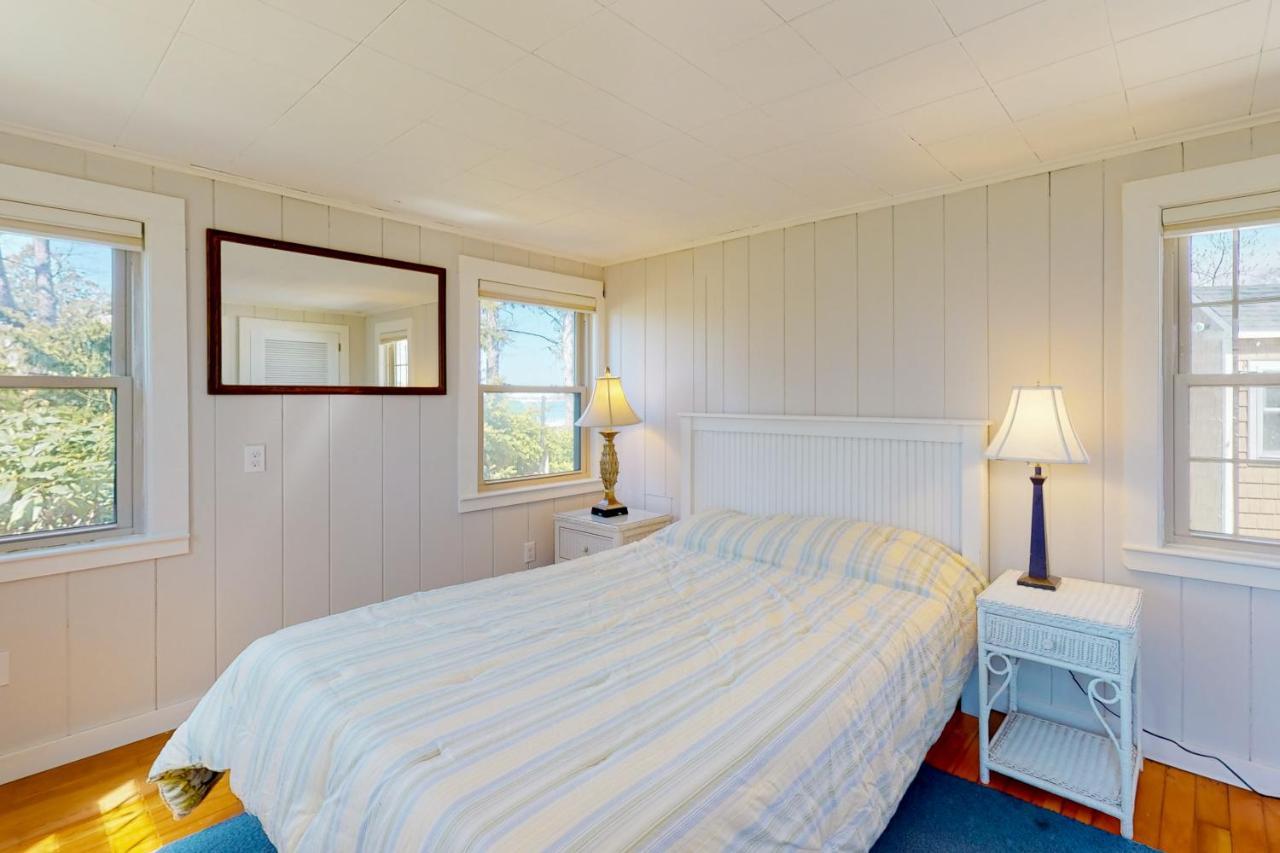 Adventures On Buzzards Bay Villa Bourne Exteriör bild