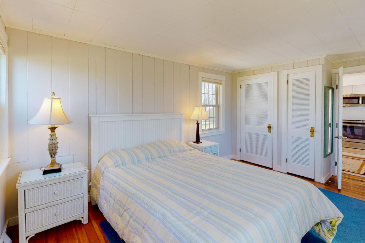 Adventures On Buzzards Bay Villa Bourne Exteriör bild